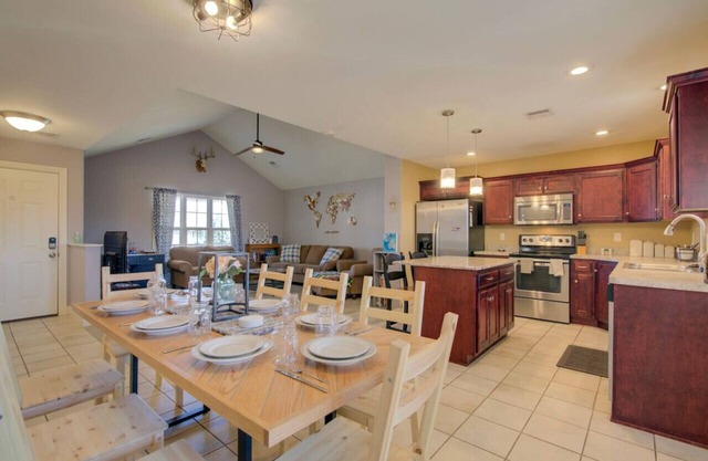 Game Room, Backyard, 4 Bdrm Home - Matterhorn