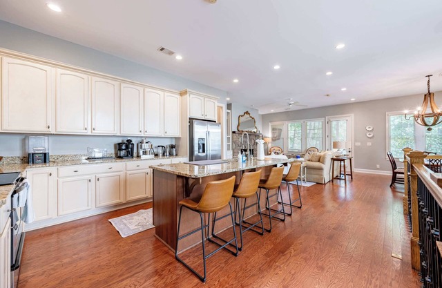‼️4BR Lake Oconee Gem | Golf Views & Kid-Friendly