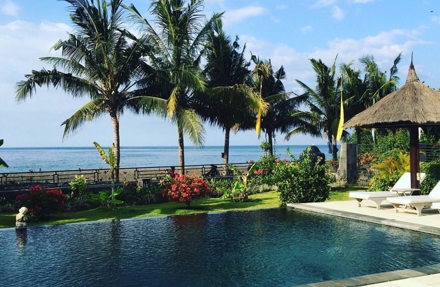 Villa Tropical 4BR frente a la playa