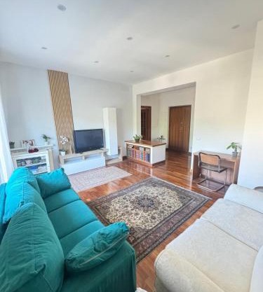 4M Apartment
