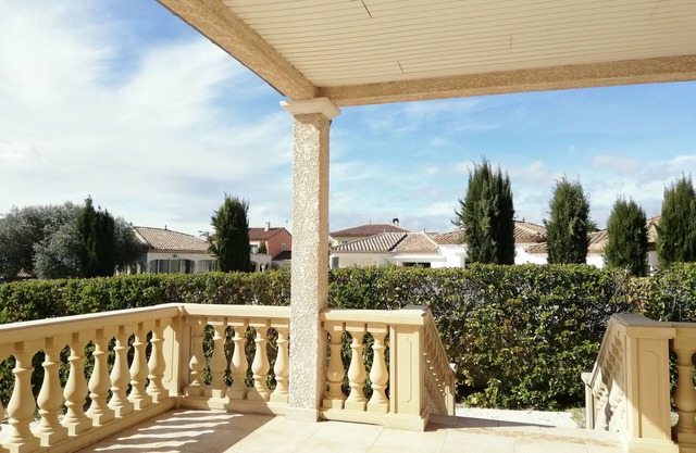 5* Villa mediterránea climatizada para 8 pers. con piscina