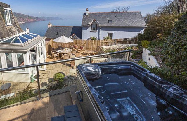 5 Bed - Foxes Walk