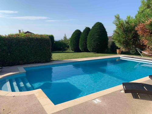 5 Bed Villa, 6 Baths, View and Beautiful Pool