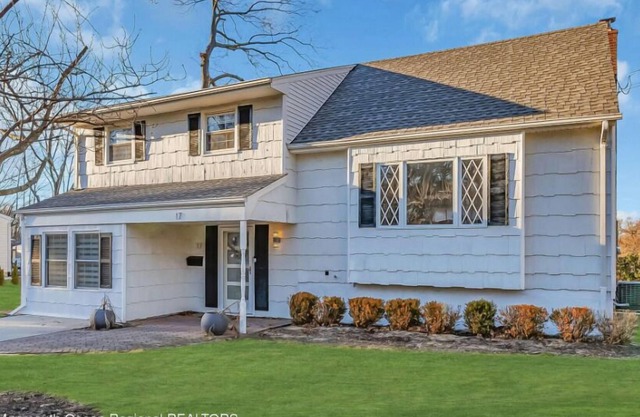 5 Bedroom 613338 by Houzlet