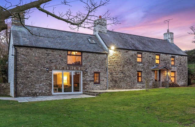 Alojamiento de 5 habitaciones en Llangrannog