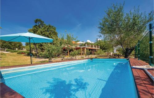 5 Bedroom Awesome Home In Ledenice