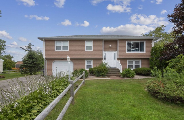 Casa de 5 dormitorios en Eastward Look con aire central - ¡Camina hasta Scarborough Beach!