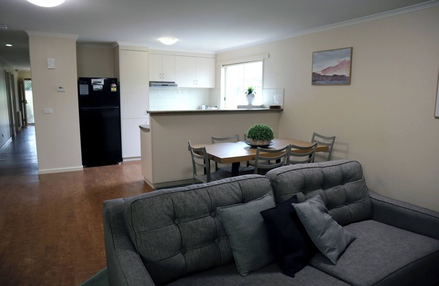 5 bedroom house in quiet location