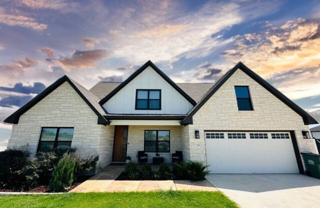 5 bedroom house near COTA/AUS