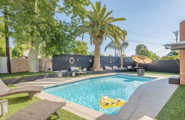 5 Bedroom Retreat Home with Entertaining Backyard and Pool