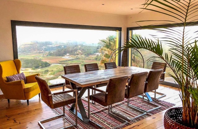 Villa de 5 dormitorios cerca de Ericeira con terrazas y piscina climatizada al aire libre