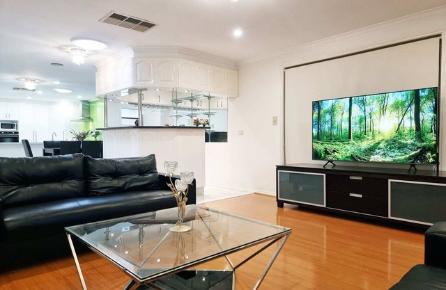 5 bedrooms Spacious home