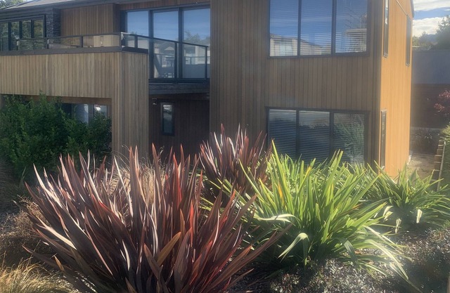 5 Chisholm Crescent