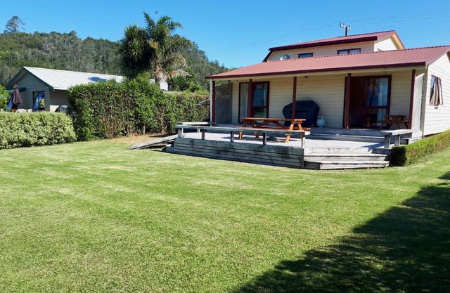 5 Doors Down - Hahei Holiday Accommodation