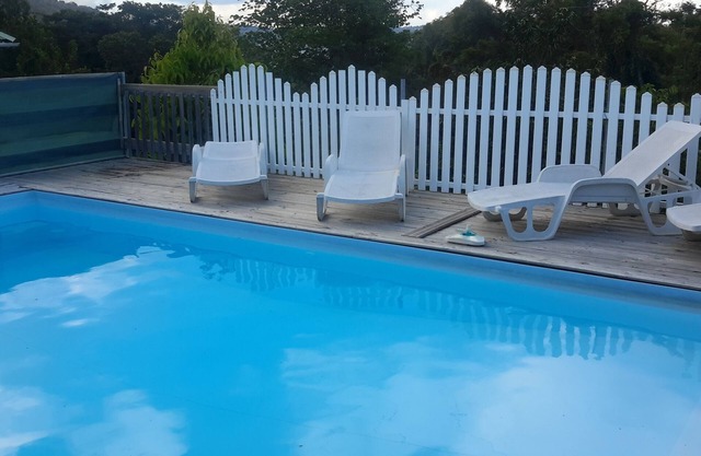 5 bungalows ecológicos / 1 Acceso minusválidos / 2 dormitorios / wireless / piscina