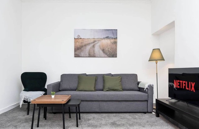 5 Individual Beds - Free Parking