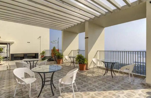 5 km to Dabolim Arprt| No Airbnb fees| Pool Access