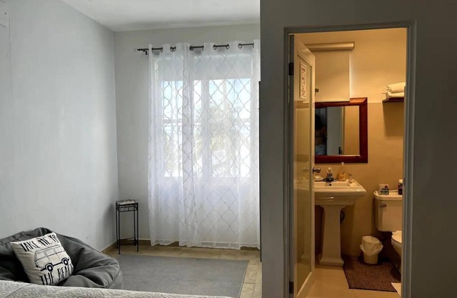 #5 La Ocho, 2nd Floor Room with Ocean Views.