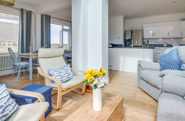 5 Lusty Glaze Road - Cuatro Habitaciones Casa, Capacidad 7