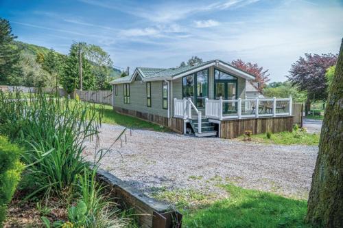 5 Manor Lodge - 2 Bedroom Lodge - Pendine