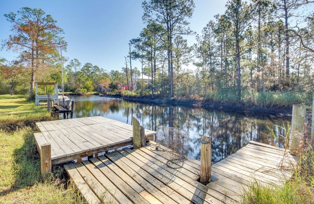 5 Mi to Beach: Bay St Louis Home w/ Launch & Dock