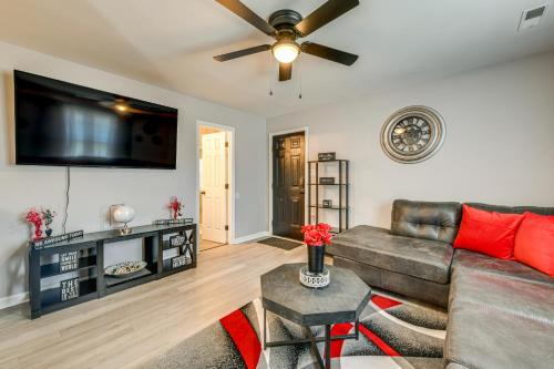 5 Mi to Dtwn Family-Friendly Home in Richmond!