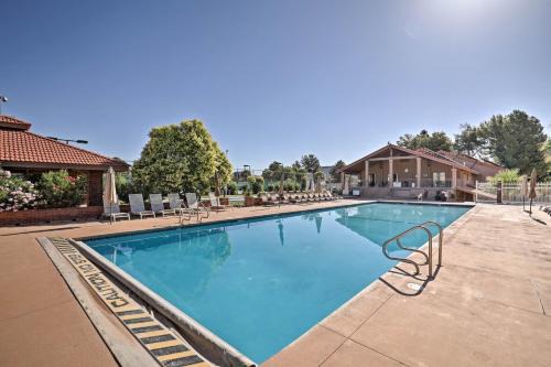 5 Mi to Town Square Park Condo in Sports Village