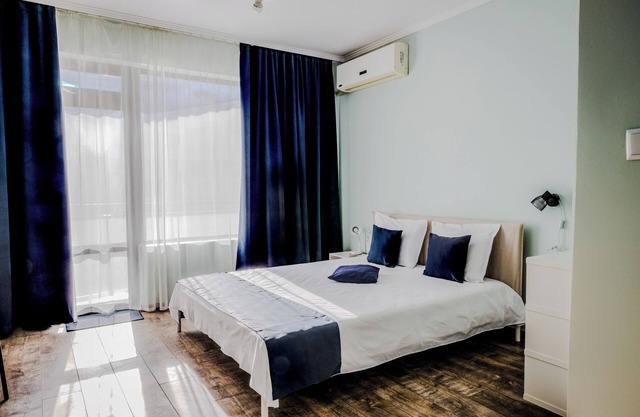 5 Min. vom Strand, Mineralwasser Pool, Budget Zimmer mit Großem Balkon