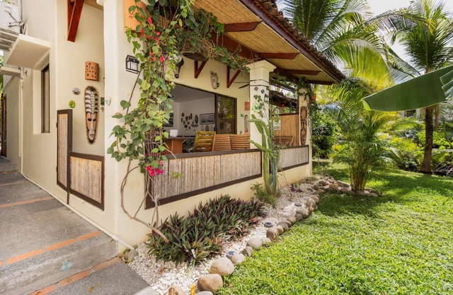 5-minute Walk to the Beach - Gated Community - Multiple Pools
