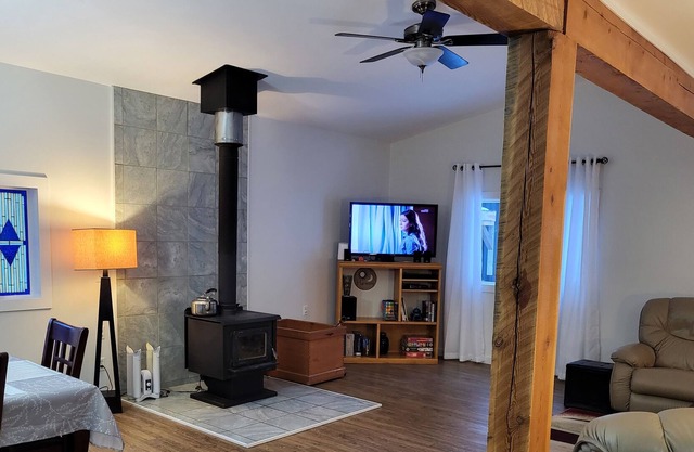 5 peaceful private and secluded acres.