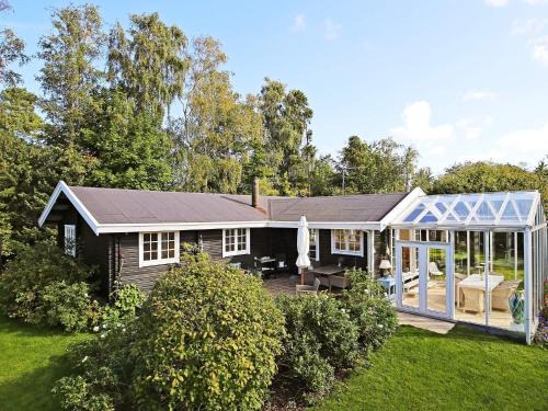 5 person holiday home in Græsted