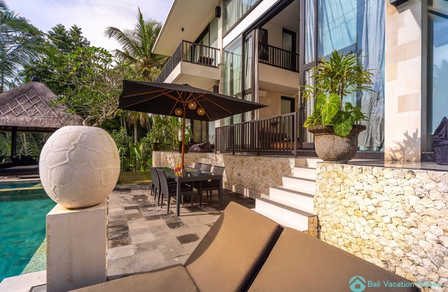 5 * Villa con piscina en Ubud con recogida gratuita en el aeropuerto y uso gratuito de bicicletas.