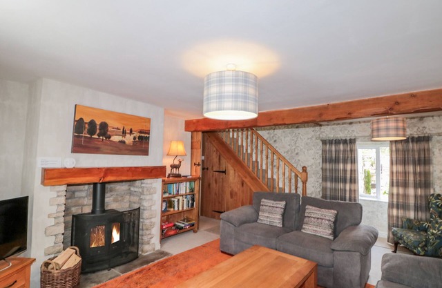 5 ROSEDALE ABBEY, family friendly, with open fire in Rosedale Abbey