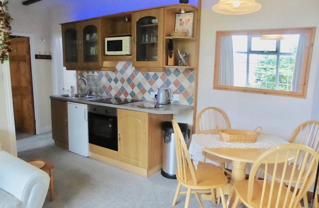 a5 ~ A corta distancia de Portreath Beach ~ Pubs y tiendas ~ FAB POOL + HOTUB + JARDIN + BBQ + WIFI