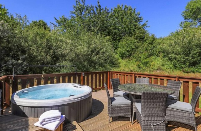 5 estrellas, galardonado Scandinavian Lodge con lujosa bañera de hidromasaje