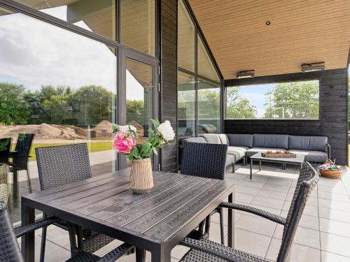 5 star holiday home in Blokhus, cleaning included