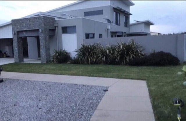 5 Star Luxury 6 Bedroom House