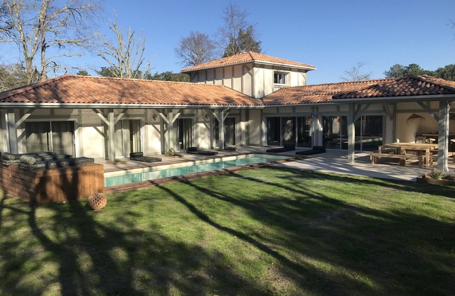 5-star villa with swimming pool 2 km from the Landes beaches