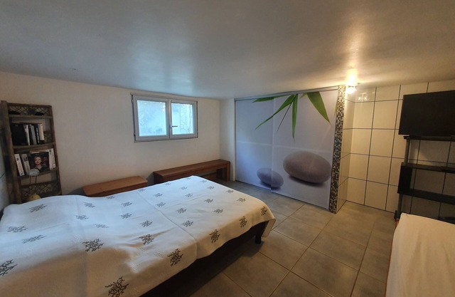 50 m2 basement apartment (ceiling height 1.80 m)