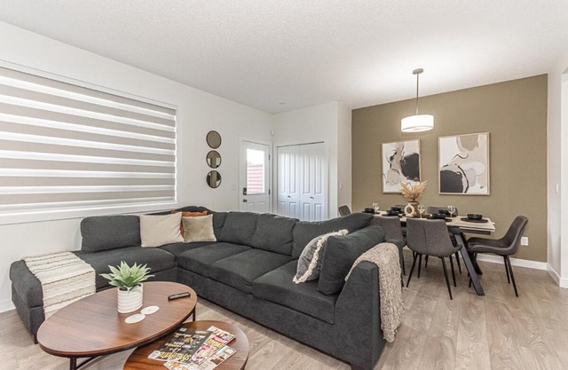 5204 Lark Crescent NW Edmonton Alberta T5S0S3