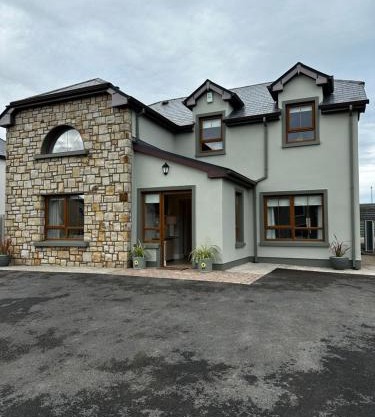 54 Stracomer Hill Bundoran