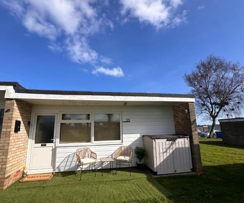 55 Florida Park Hemsby