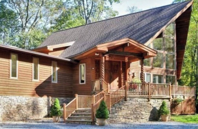 5500 sqft SUMMER HOME in Minutes from the BEACH + more (WESTPORT)