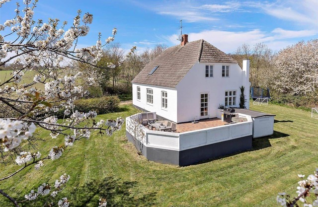 5538 Svaneke - Årsdale Kirkevej 2