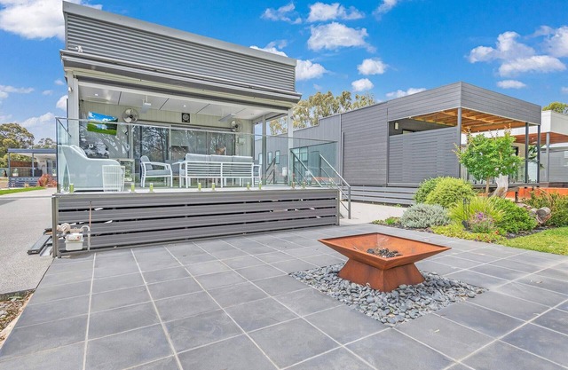 56 at Highview - Echuca Holiday Homes