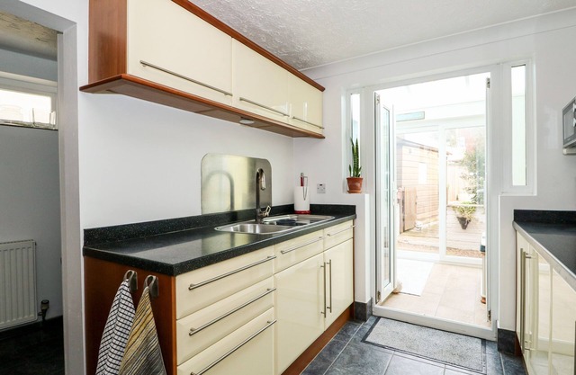 57 Southend Road