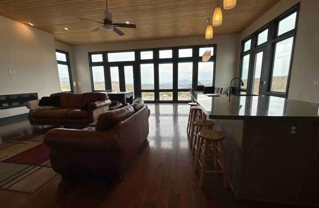 57 Taylor in TRC NM at Elephant Butte Lake