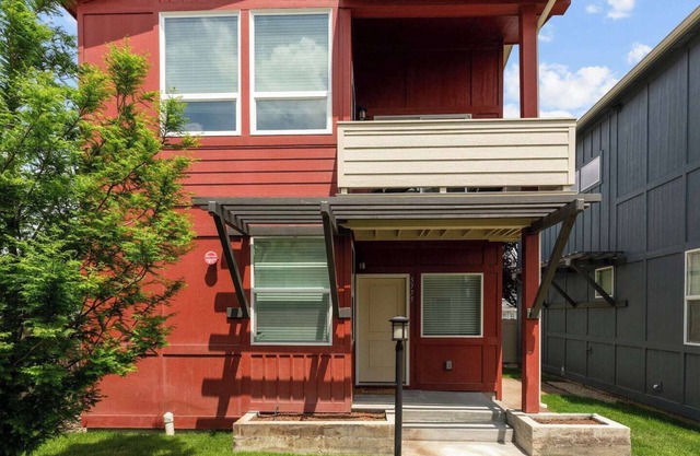 5775. Two Bedroom and 2 Bathroom, centrally located.