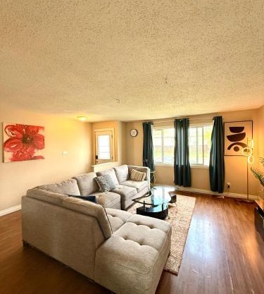 5Bed Family house Londonderry mall