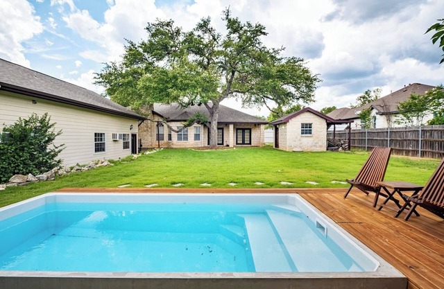 *NEW: 5BR Hill Country | Fire Pit, Game Room, Pool